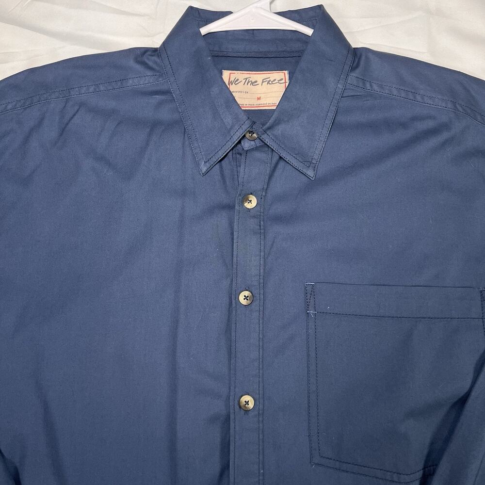 We The Free Shirt Men’s Size M Blue Button Down Long Sleeve 100% Cotton Preppy - Picture 4 of 12